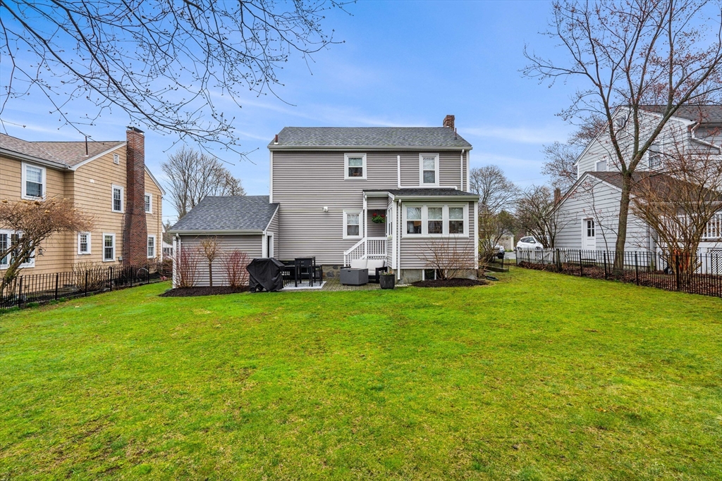 104 Gulliver Street Milton, MA 02186 - Photo 25 of 36