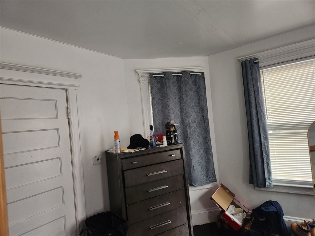 88-90 Beaumont Street Springfield, MA 01108 - Photo 20 of 34