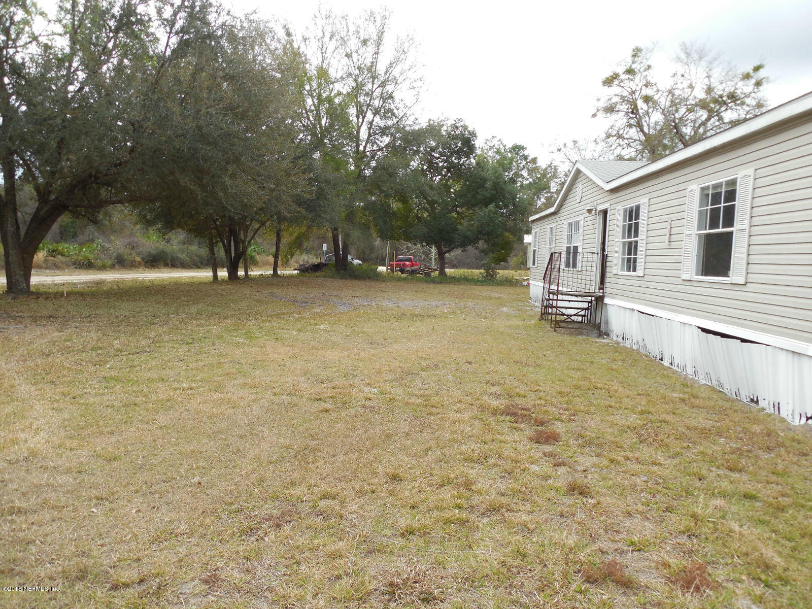103 Mullet Road Palatka, FL 32177 - Photo 2 of 21 2 FRONT YARD