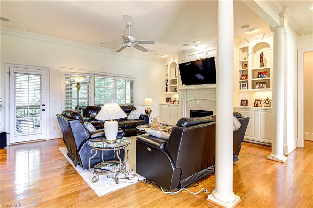 8500 Parkchester Place Oak Ridge, NC 27310 - Photo 4 of 30