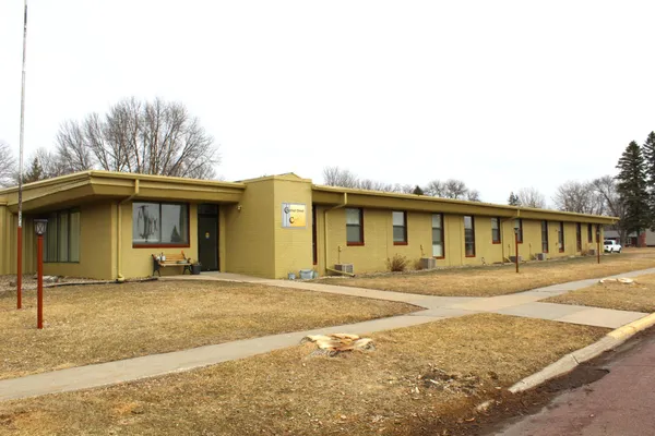 $72,000 | 31 Chestnut Street East, Unit 10, Trimont, MN 56176
