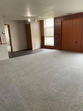 $72,000 | 31 Chestnut Street East, Unit 10, Trimont, MN 56176