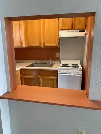 $72,000 | 31 Chestnut Street East, Unit 10, Trimont, MN 56176