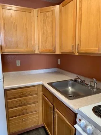 $72,000 | 31 Chestnut Street East, Unit 10, Trimont, MN 56176