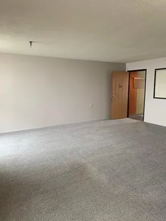 $72,000 | 31 Chestnut Street East, Unit 10, Trimont, MN 56176