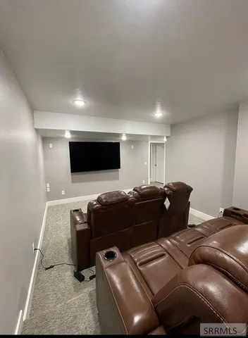 $699,900 | 5153 East Demott Street, Iona, ID 83427