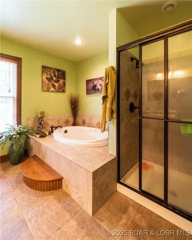 $625,000 | 29432 Bobcat Drive, Warsaw, MO 65355