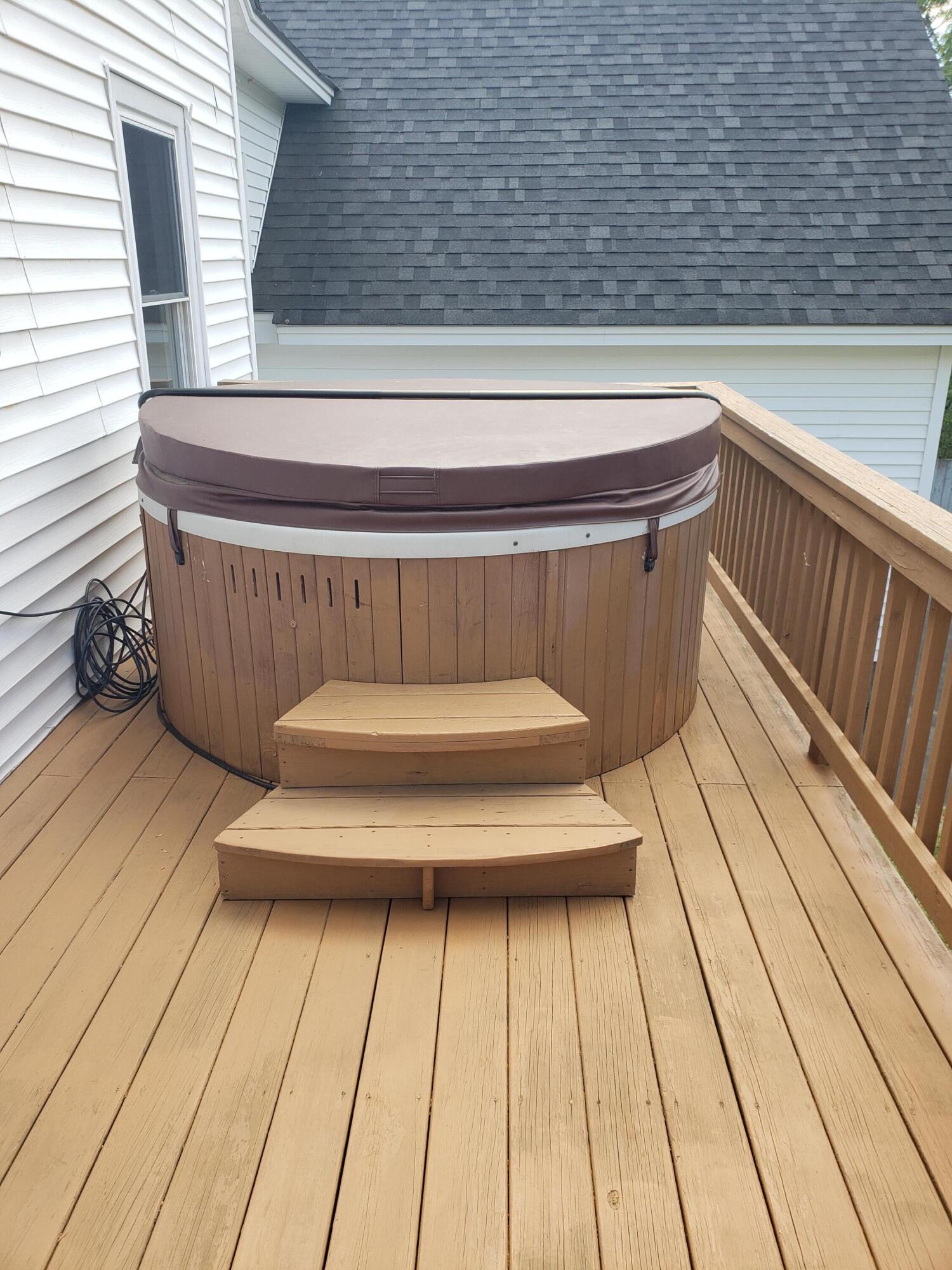 4 Pineau Street Jay, ME 04239 - Photo 8 of 48 Hot Tub!