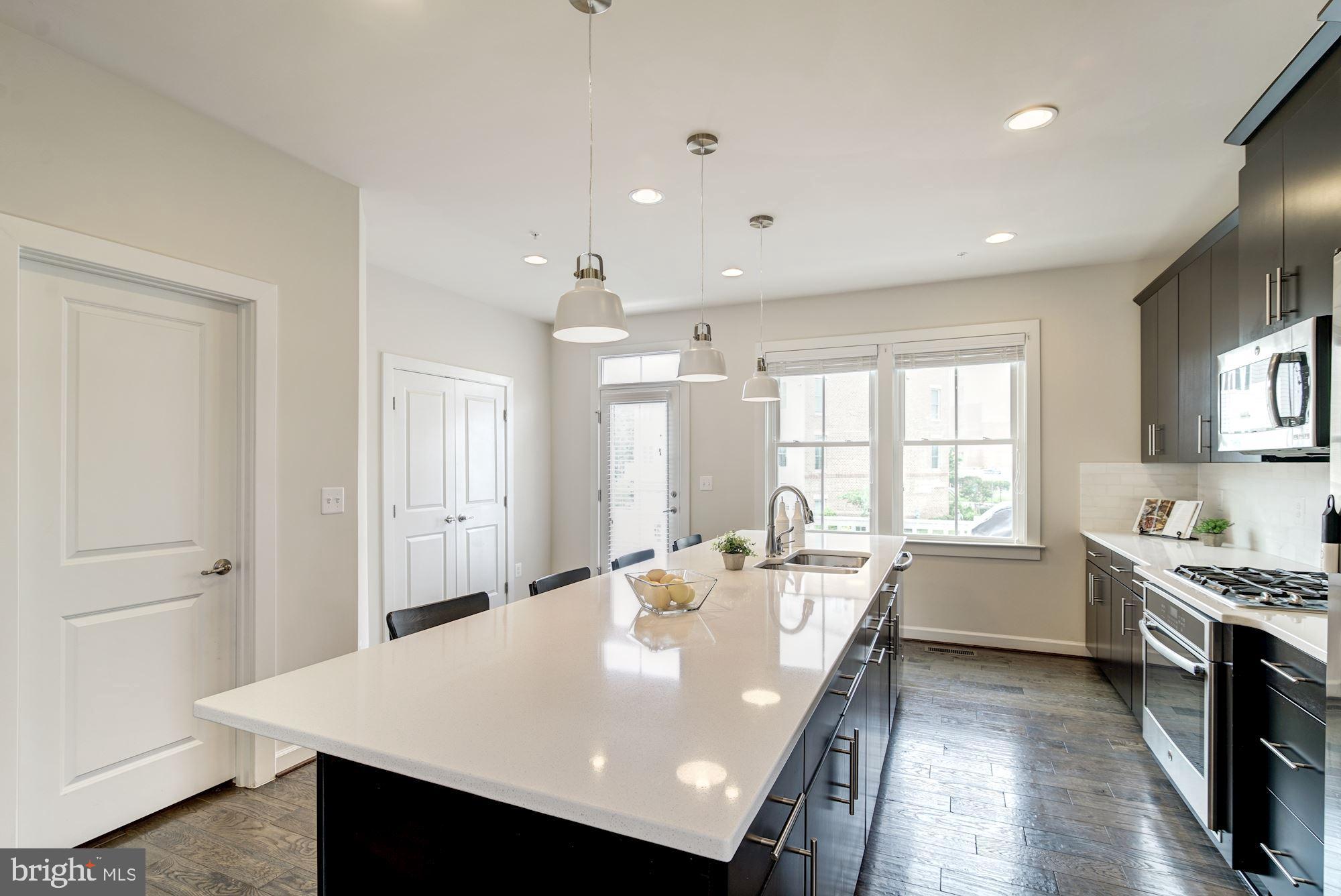 11356 Ridgeline Road Fairfax, VA 22030 - Photo 17 of 42