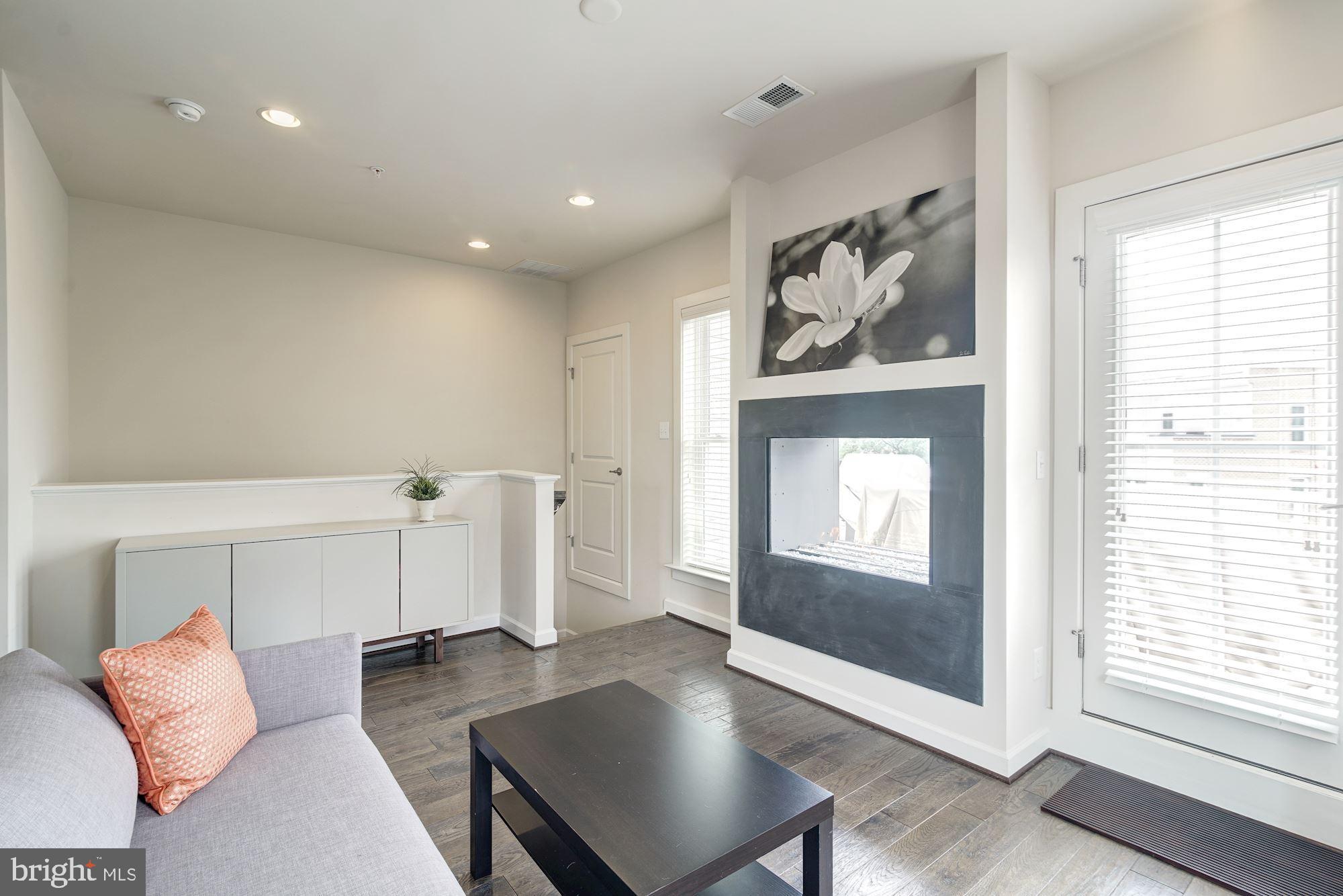 11356 Ridgeline Road Fairfax, VA 22030 - Photo 31 of 42