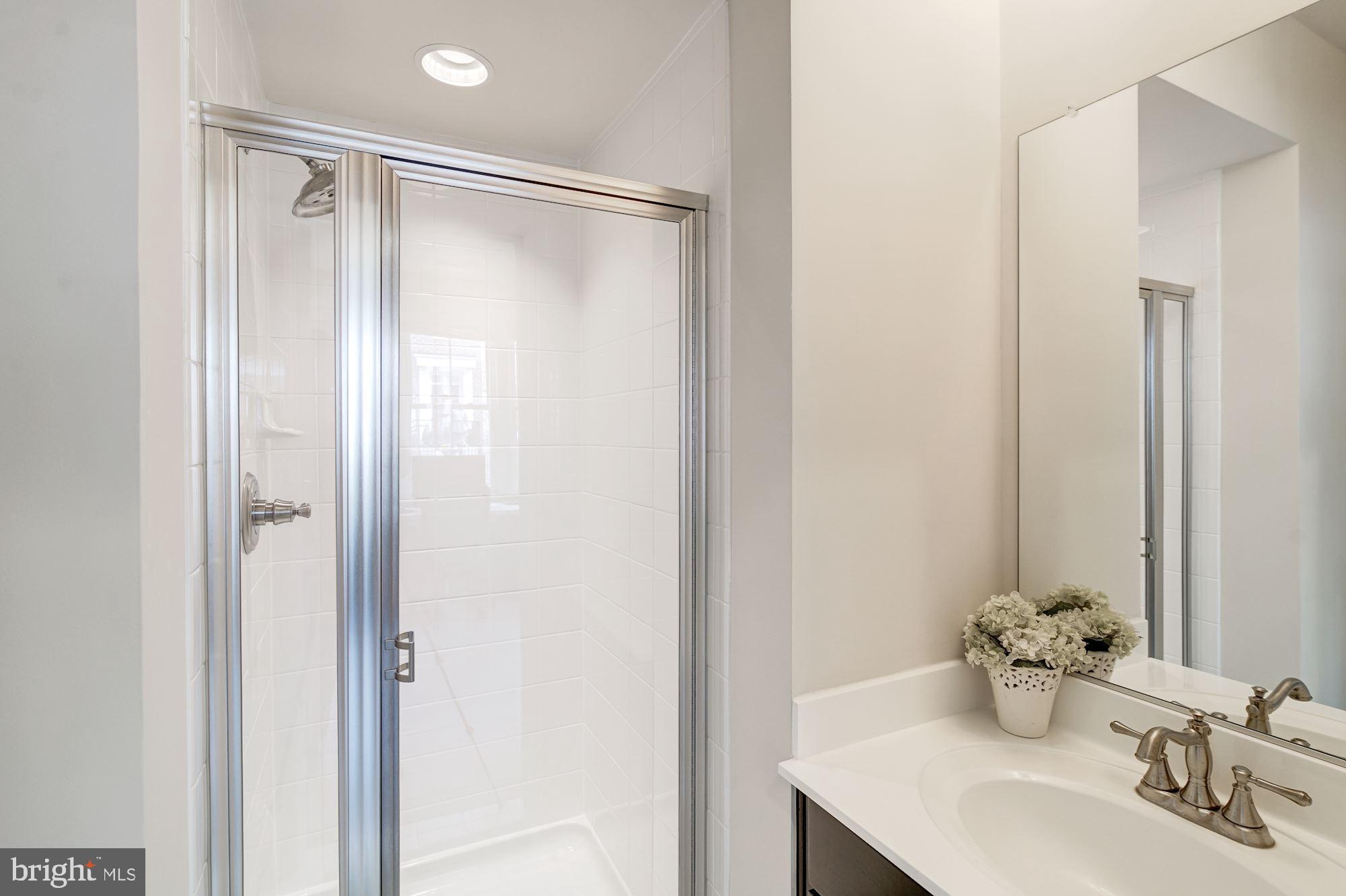 11356 Ridgeline Road Fairfax, VA 22030 - Photo 5 of 42