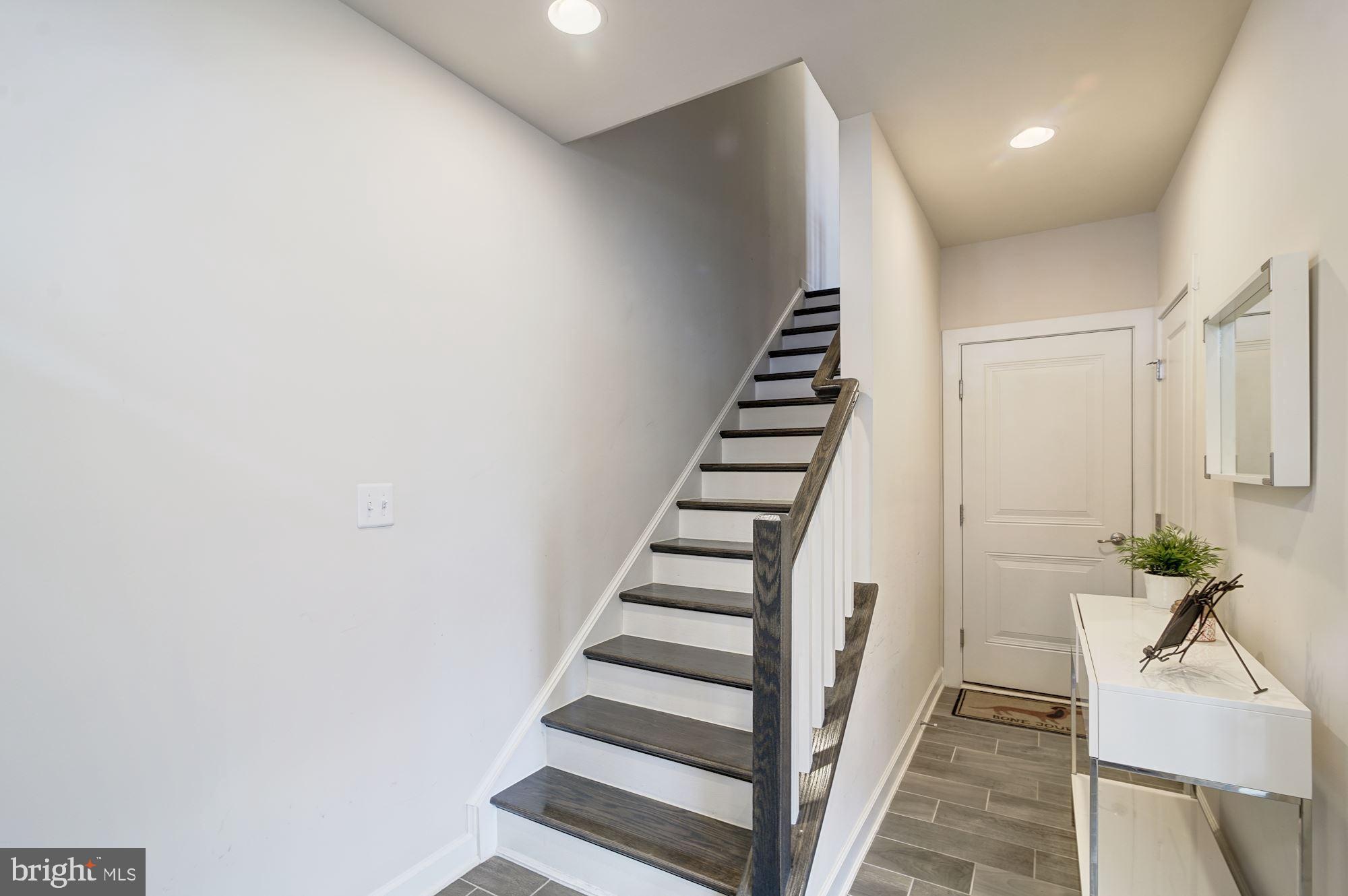 11356 Ridgeline Road Fairfax, VA 22030 - Photo 7 of 42