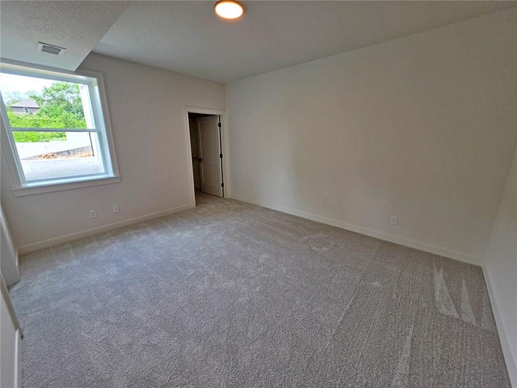 11240 South Gleason Road Olathe, KS 66061 - Photo 34 of 38
