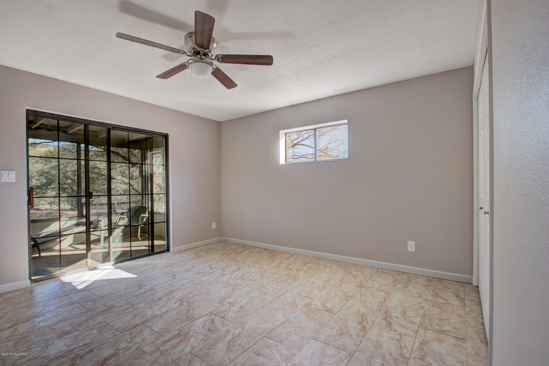182 Bledo Court Rio Rico, AZ 85648 - Photo 8 of 37