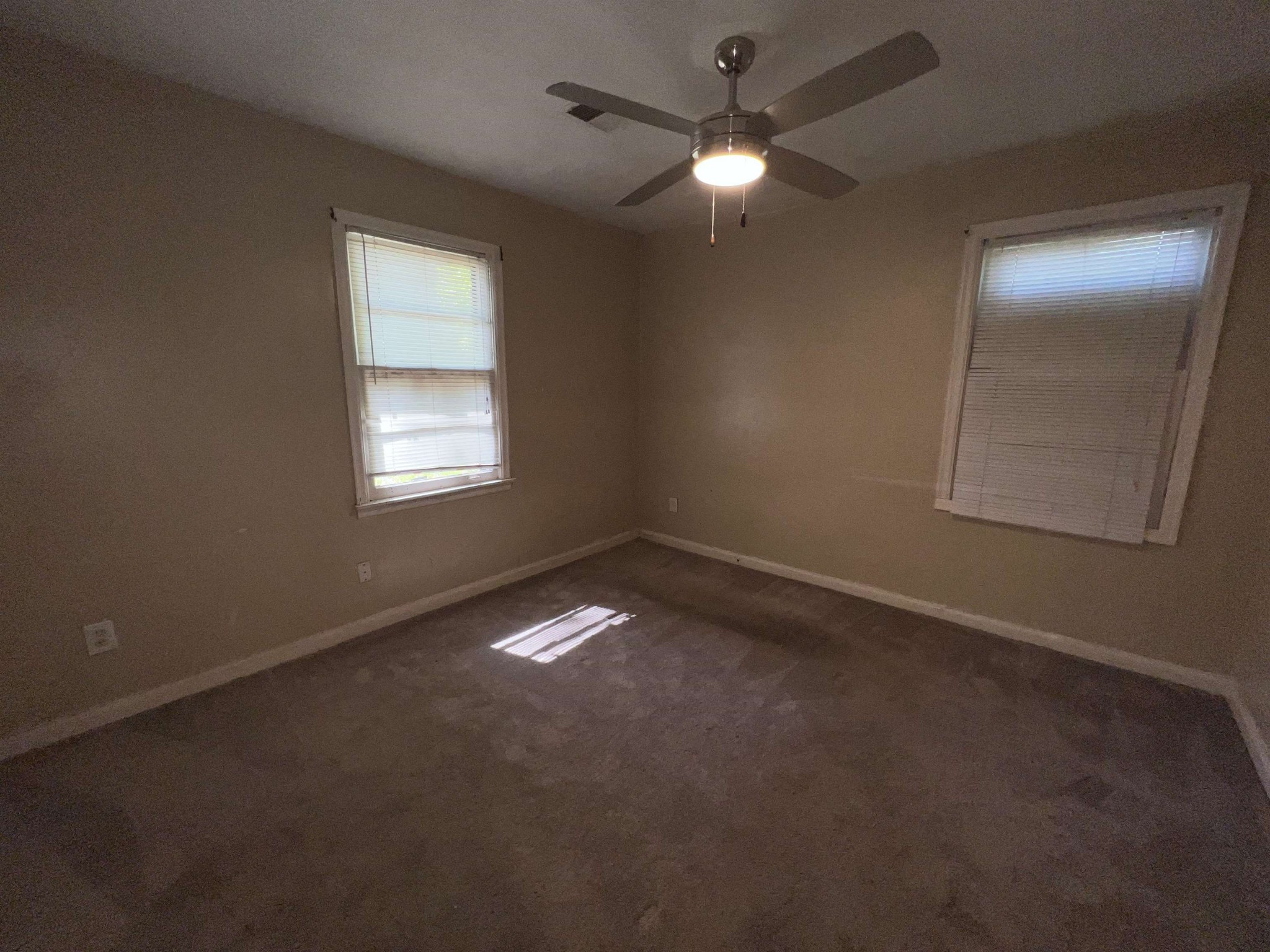 4594 Sea Isle Road Memphis, TN 38117 - Photo 9 of 10 Gallery Image 9