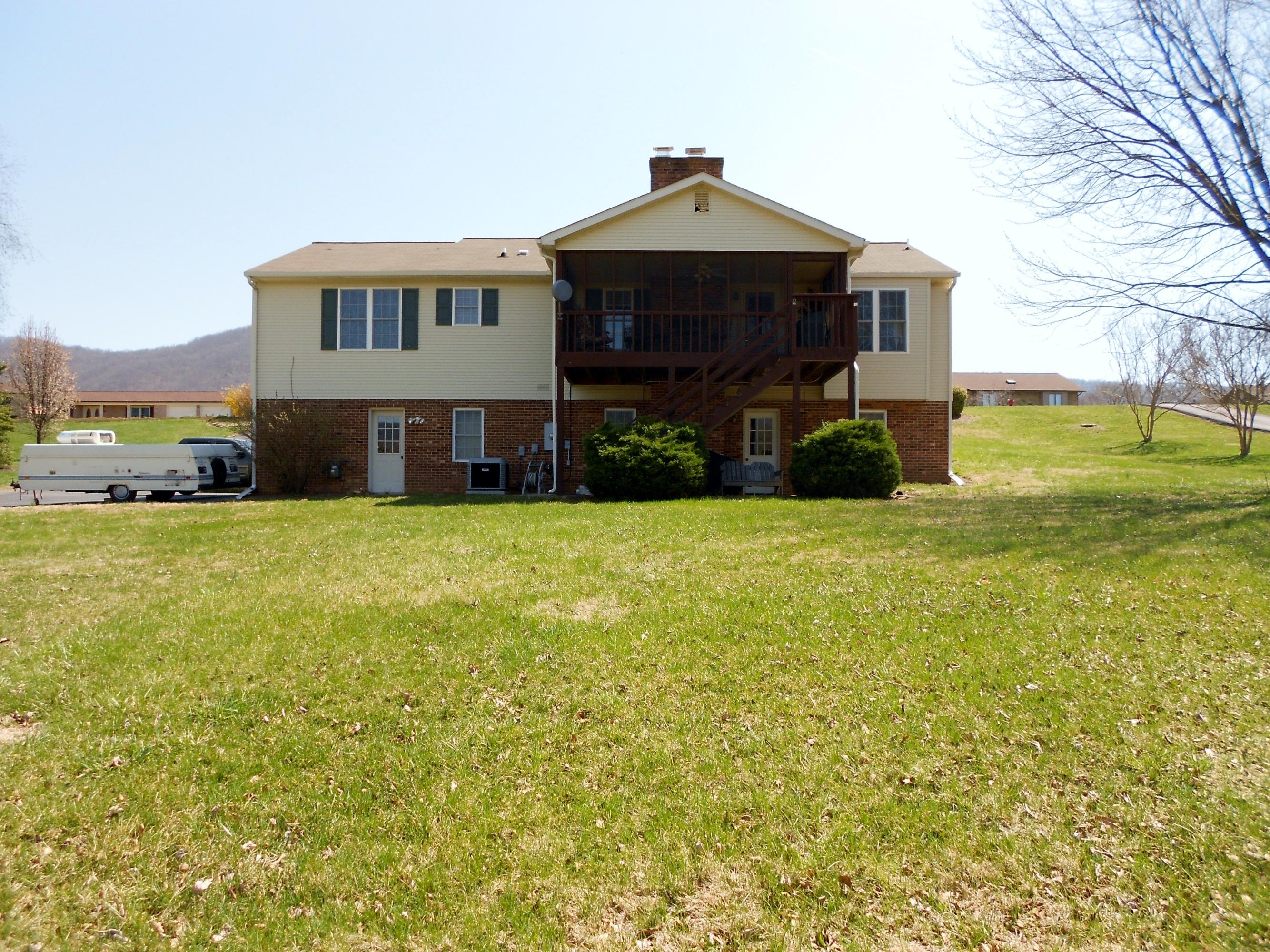 4628 Rte 1094 Roanoke, VA 24012 - Photo 8 of 34 2014-04-01 23