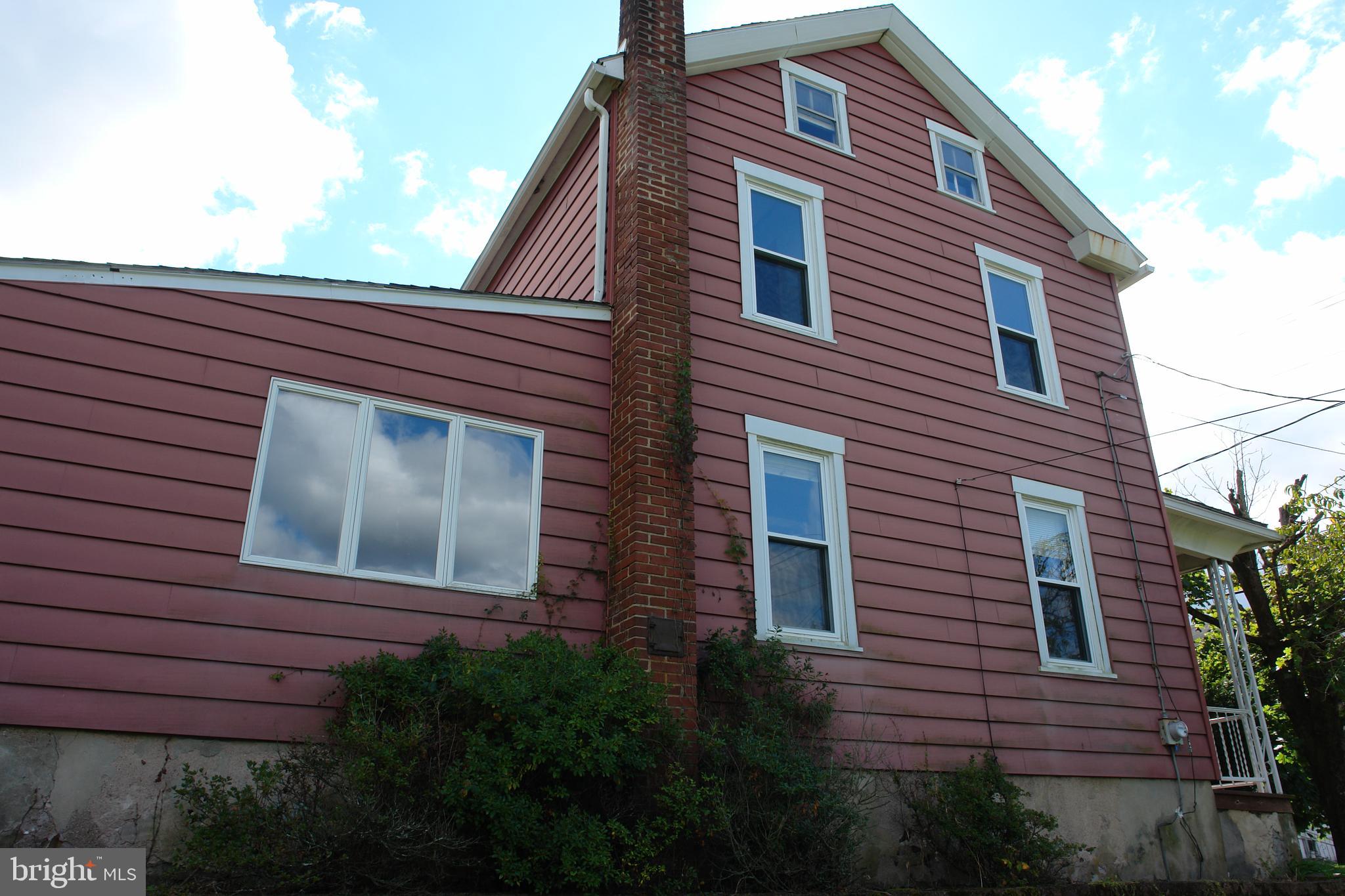 151 Hoffmansville Road Barto, PA 19504 - Photo 3 of 29 Gallery Image 3