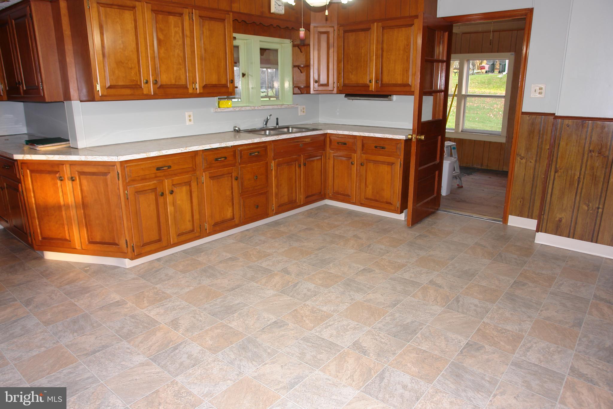 151 Hoffmansville Road Barto, PA 19504 - Photo 7 of 29 Gallery Image 7