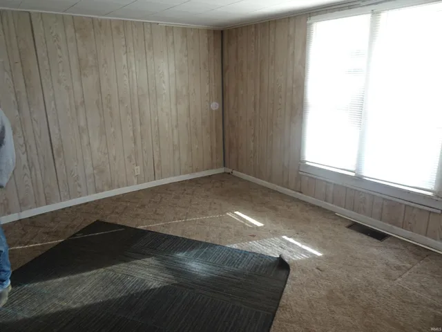 $124,900 | 19052 West 15th Road, Culver, IN 46511