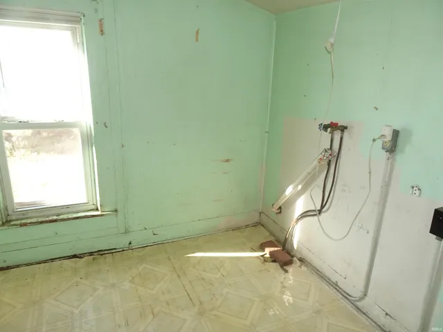 $124,900 | 19052 West 15th Road, Culver, IN 46511