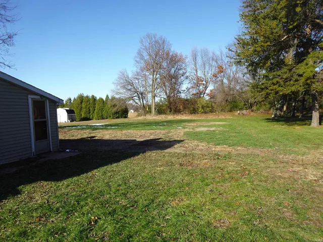 $124,900 | 19052 West 15th Road, Culver, IN 46511