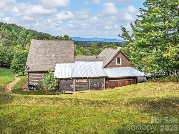 $975,000 | 571 Fletcher Martin Road, Alexander, NC 28701