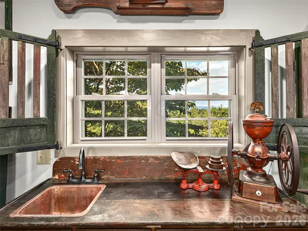 $975,000 | 571 Fletcher Martin Road, Alexander, NC 28701