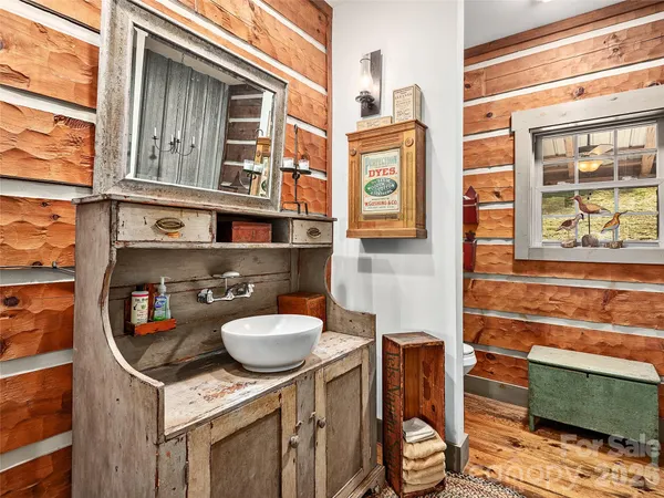 $975,000 | 571 Fletcher Martin Road, Alexander, NC 28701