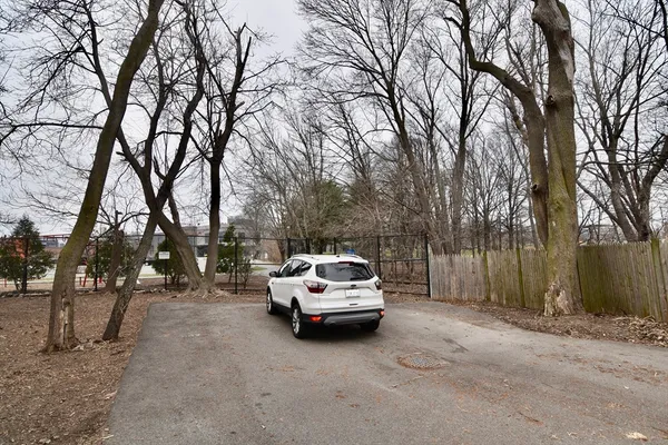 $3,400 | 5 Sea View Terrace, Unit 3, Boston, MA 02125