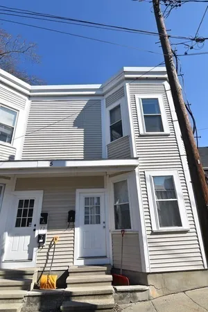 $3,400 | 5 Sea View Terrace, Unit 3, Boston, MA 02125