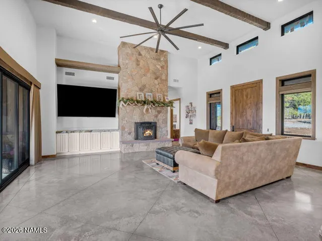 $1,899,000 | 2811 Bogey Drive, Williams, AZ 86046
