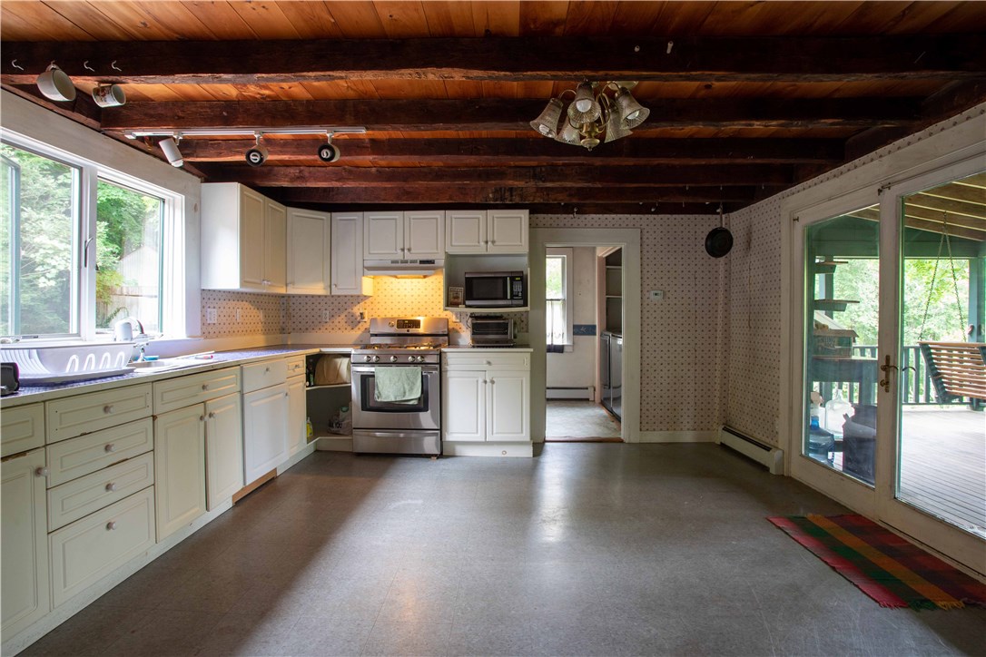 60 Canonchet Road Hopkinton, RI 02832 - Photo 14 of 48