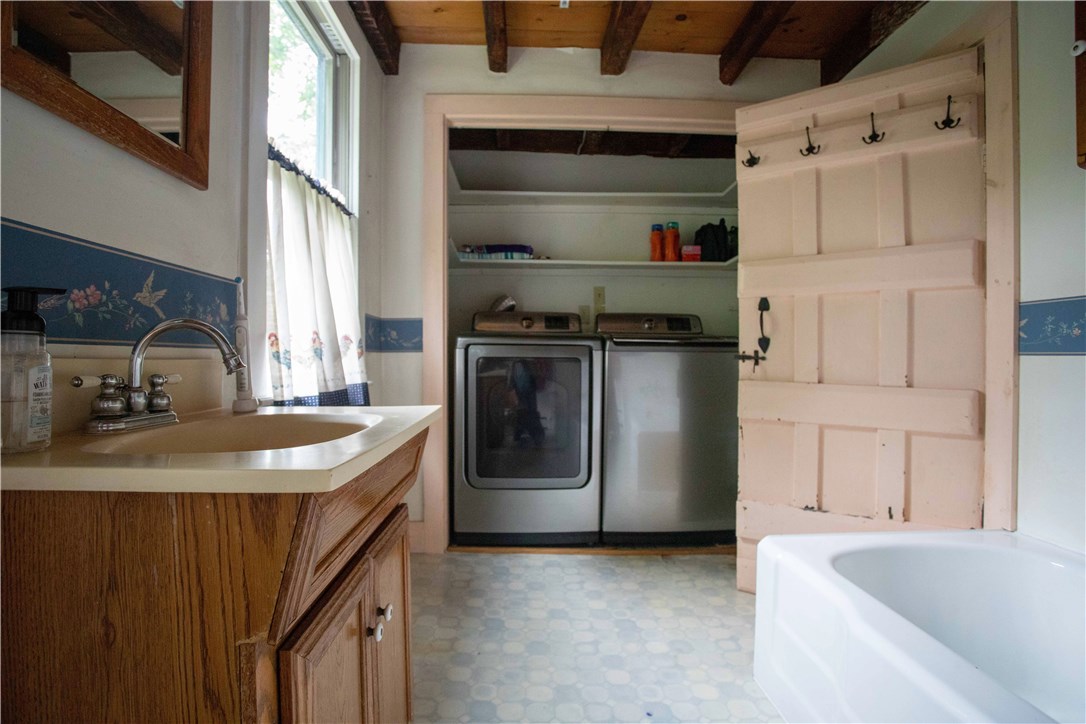 60 Canonchet Road Hopkinton, RI 02832 - Photo 17 of 48