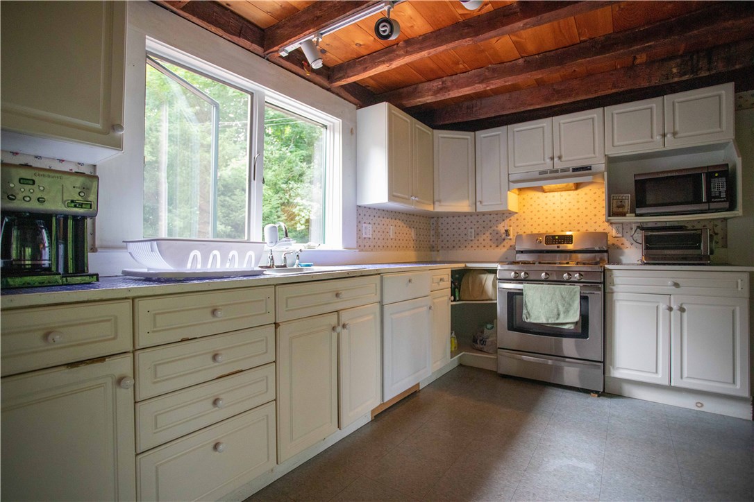 60 Canonchet Road Hopkinton, RI 02832 - Photo 20 of 48