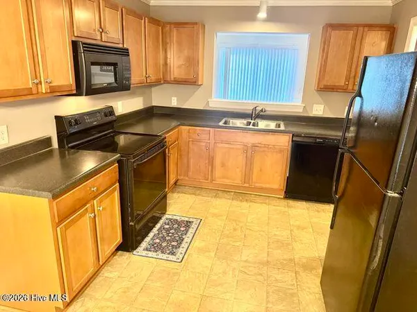 $1,350 | 4225 Dudleys Grant Drive, Unit A, Winterville, NC 28590