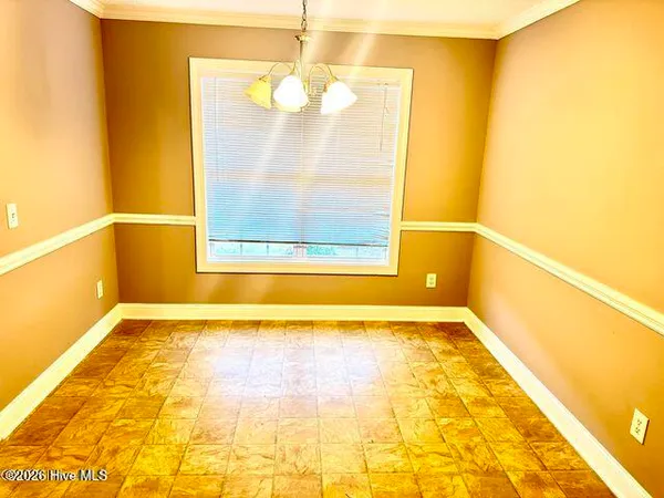 $1,350 | 4225 Dudleys Grant Drive, Unit A, Winterville, NC 28590
