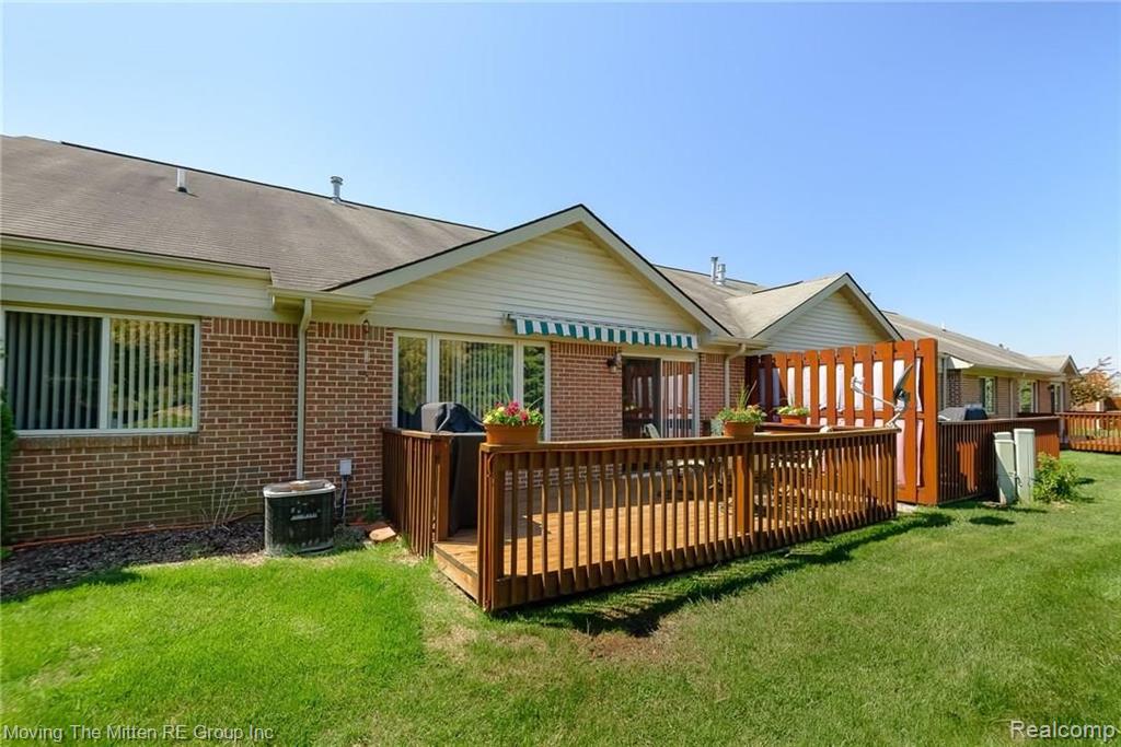 45836 Reedgrass Lane Belleville, MI 48111 - Photo 24 of 27