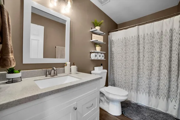 $395,000 | 5303 Riviera Boulevard, Plainfield, IL 60586