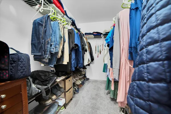 $395,000 | 5303 Riviera Boulevard, Plainfield, IL 60586