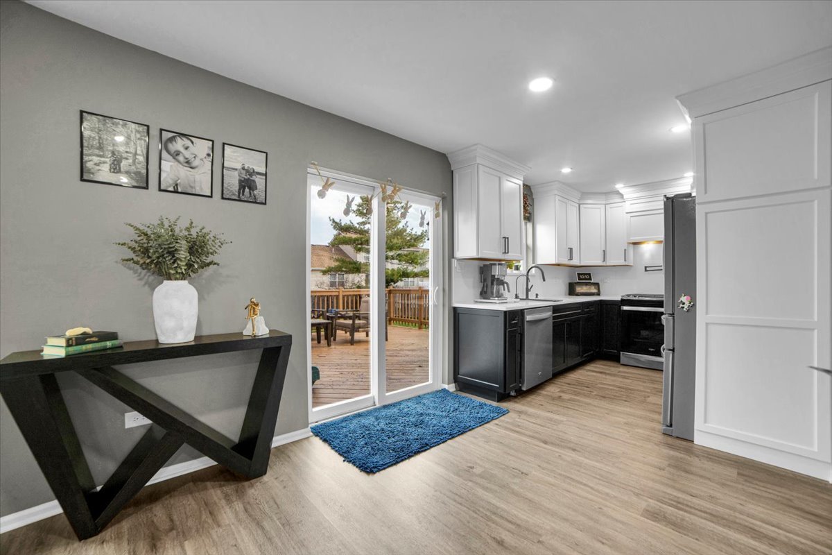 5303 Riviera Boulevard Plainfield, IL 60586 - Photo 5 of 50