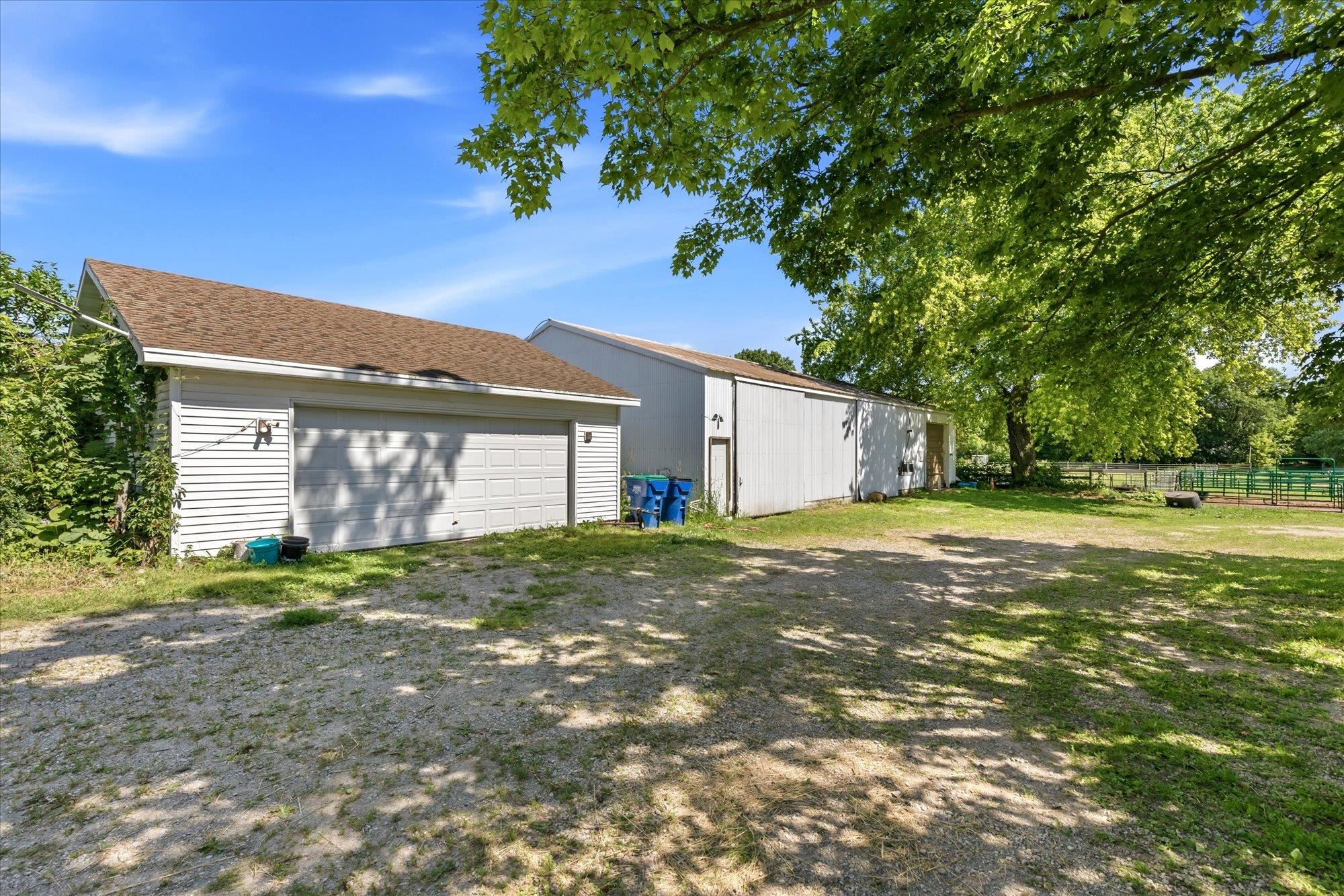 1866 Oakridge Road Neenah, WI 54956 - Photo 25 of 31