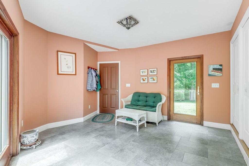 52 Barton Road Stow, MA 01775 - Photo 14 of 32