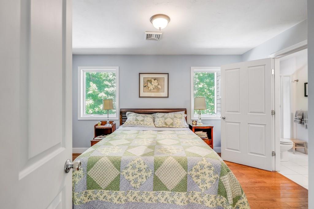 52 Barton Road Stow, MA 01775 - Photo 19 of 32