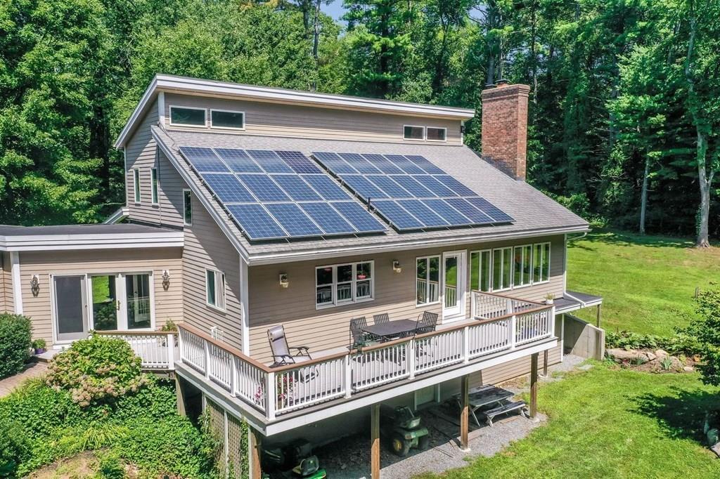 52 Barton Road Stow, MA 01775 - Photo 3 of 32