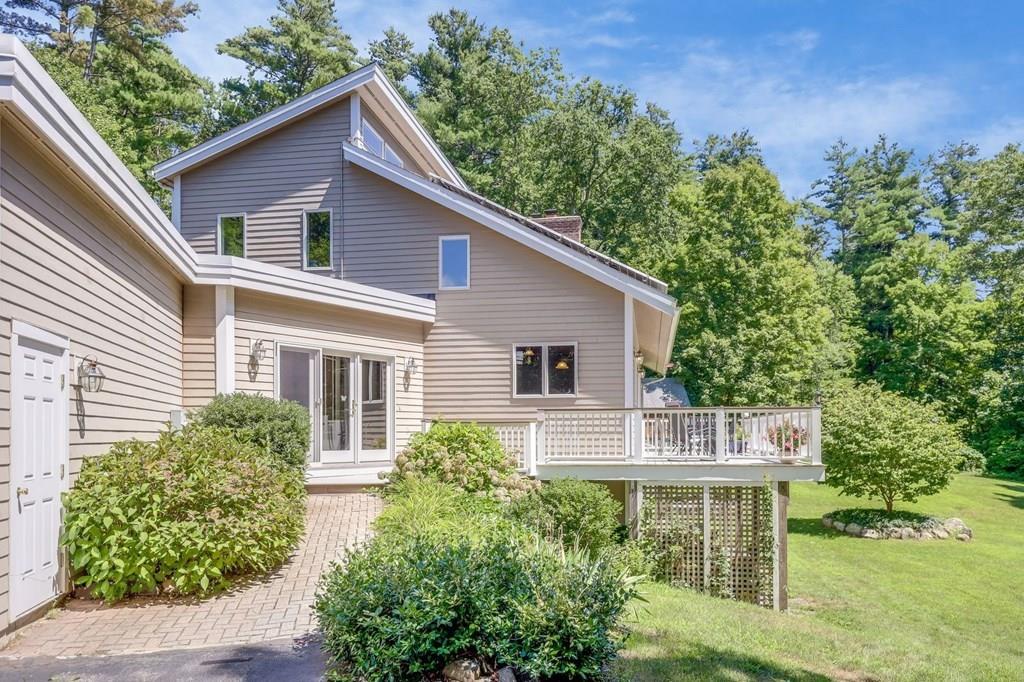 52 Barton Road Stow, MA 01775 - Photo 5 of 32