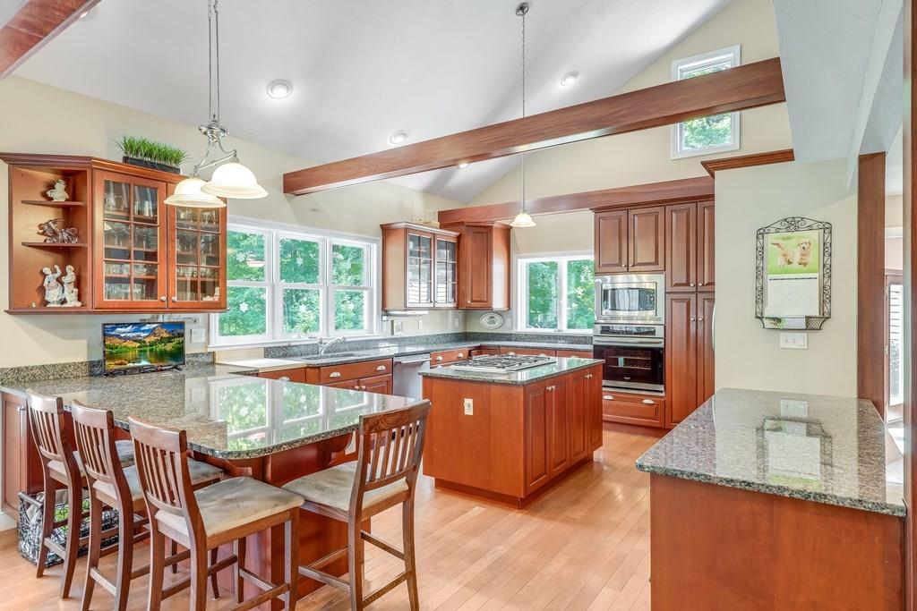 52 Barton Road Stow, MA 01775 - Photo 6 of 32