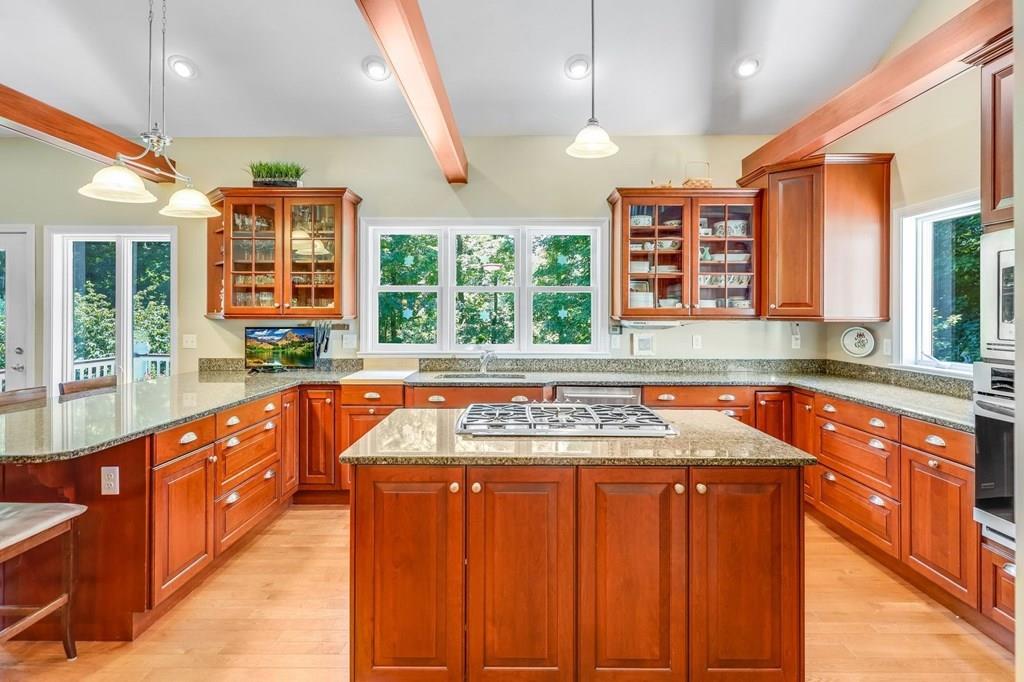52 Barton Road Stow, MA 01775 - Photo 7 of 32