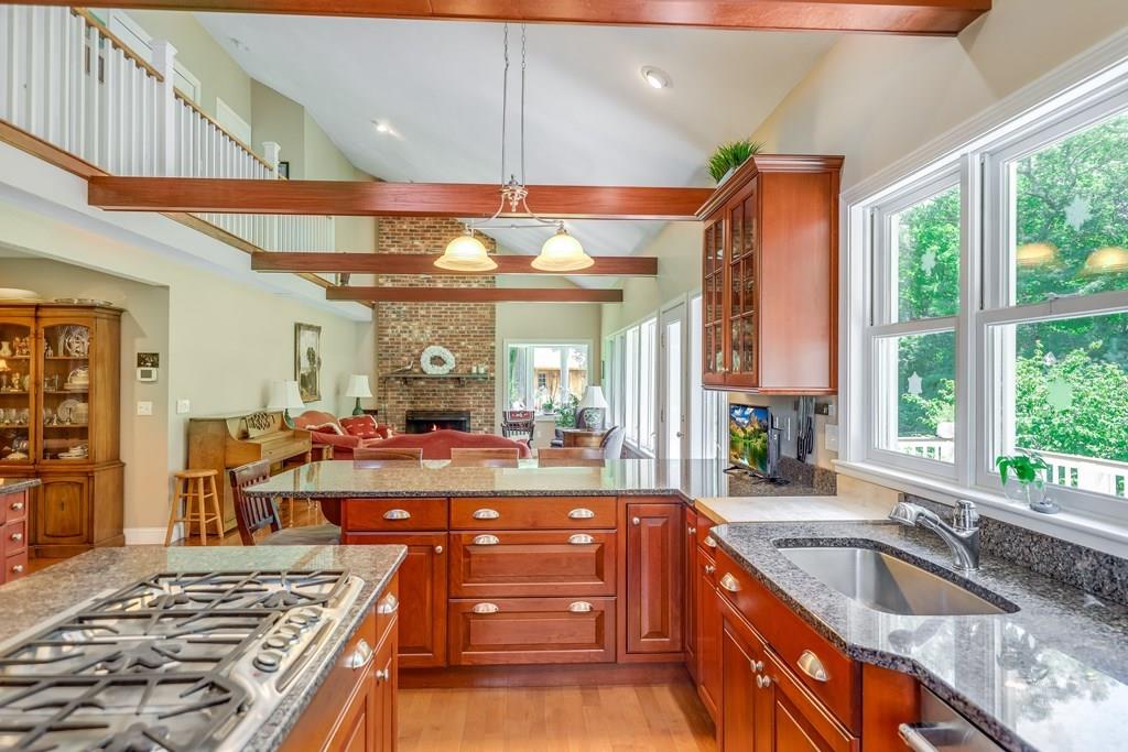 52 Barton Road Stow, MA 01775 - Photo 8 of 32
