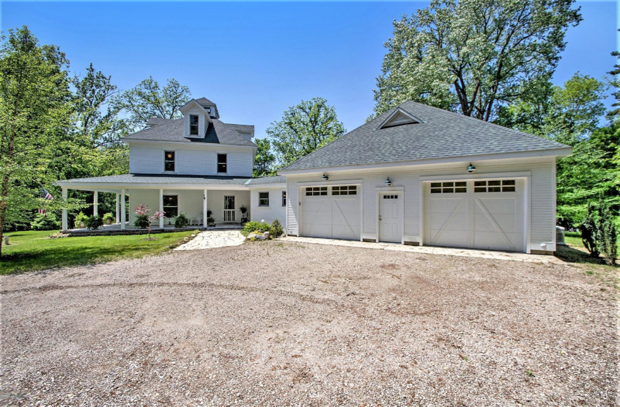 2421 West Thar Road Coloma, MI 49038 - Photo 5 of 39 IMG_1478