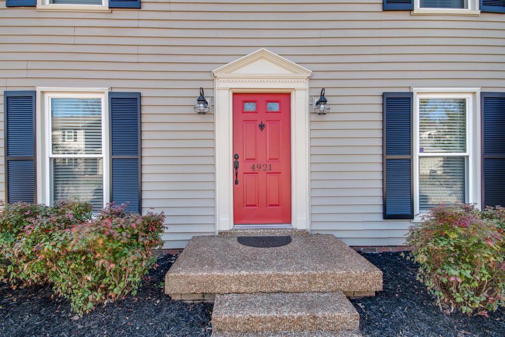 4921 Yorkshire Road Nashville, TN 37211 - Photo 2 of 22 Gallery Image 2